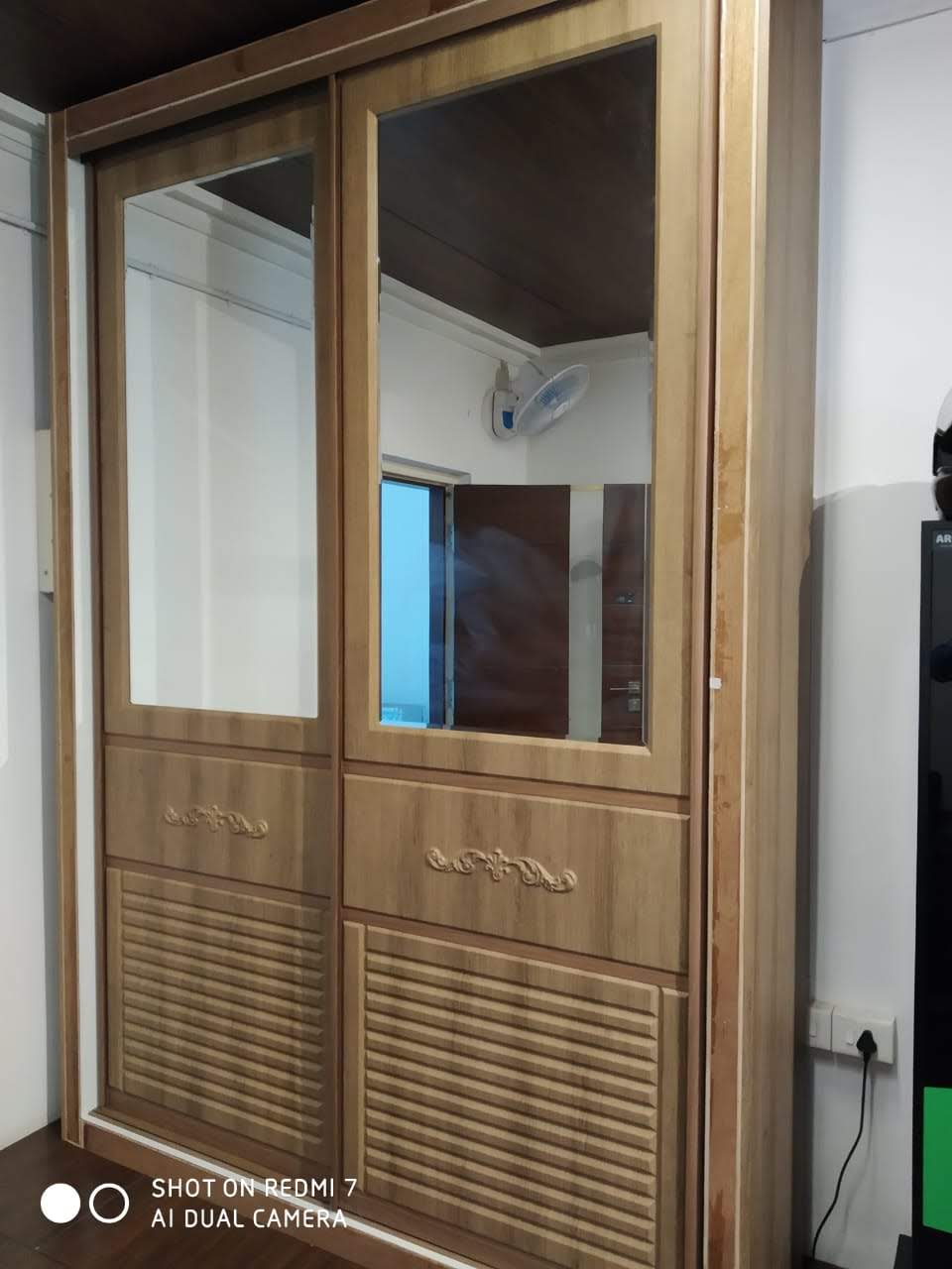 sliding-lacquer-glass-wardrobes-designs-gallery-of-glass-sliding-wardrobes-in-noida-greater-noida-india